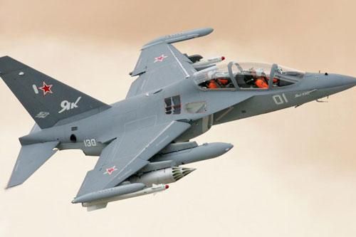 Sức mạnh tiêm - cường kích huấn luyện Yak-130