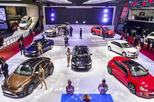 Quy định mới giúp ô tô nhập giảm giá sâu hơn, rộng cửa về Việt Nam