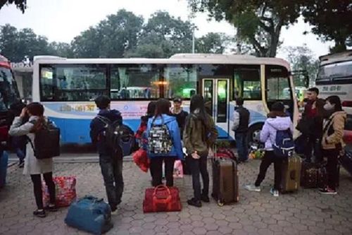 Sinh viên từ TP. Hồ Chí Minh về Nha Trang để tránh dịch Covid-19 được miễn phí vé xe giường nằm
