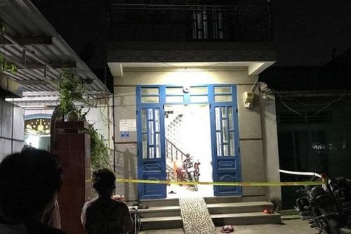 Phát hiện nam thanh niên chết lõa thể, trên đầu có vết thương trong nhà vệ sinh