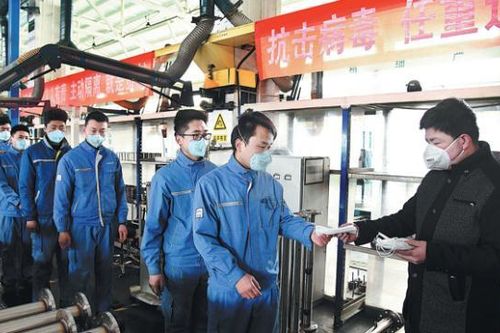 Doanh nghiệp Trung Quốc vẫn ì ạch vì virus corona dù hoạt động lại