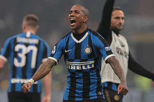 Ashley Young ghi bàn và kiến tạo ở Serie A, CĐV MU cầu xin đội bóng… được tha thứ