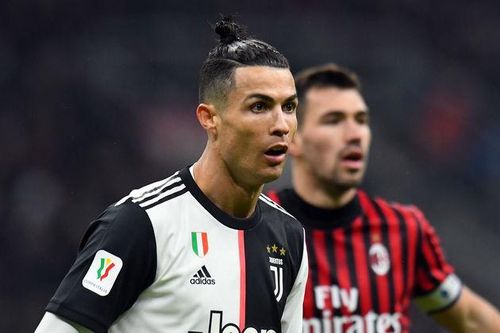 Vì sao Ronaldo bị gạch tên ở trận đấu với Brescia?