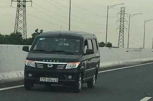 Tài xế lái ô tô chạy ngược chiều cao tốc Hà Nội bị phạt 17 triệu, tước bằng 6 tháng