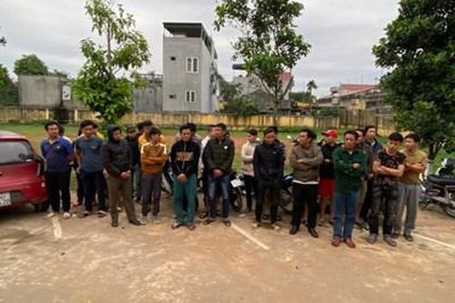 Bắt quả tang 29 đối tượng đánh bạc dưới hình thức đá gà