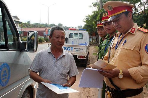 Công an Mường Nhé: Quyết liệt kiểm tra, xử lý vi phạm nồng độ cồn