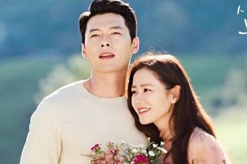 'Hạ cánh nơi anh' vượt 'Yêu tinh', lập kỷ lục rating cao ngất ngưởng