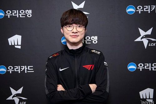 'Quỷ vương' Faker gia hạn hợp đồng, trở thành đồng sở hữu T1