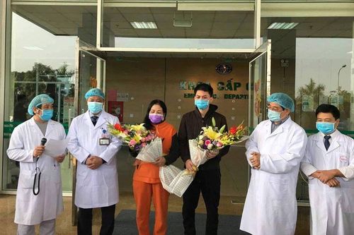 Bộ Y tế thông tin về 2 bệnh nhân nhiễm virus corona được xuất viện