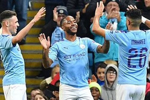 Sterling cam kết tương lai bất chấp Man City không được dự Champions League