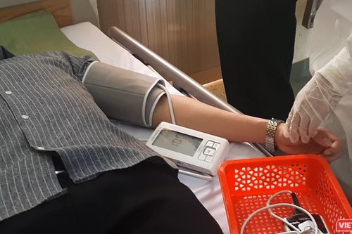 TP.HCM: BV Dã chiến cách ly 26 người nghi nhiễm COVID-19