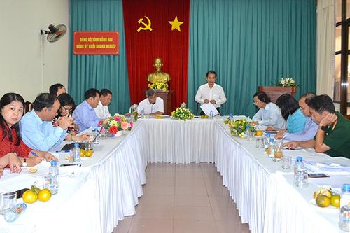 Kiểm tra việc chấp hành nghị quyết, chỉ thị của Đảng
