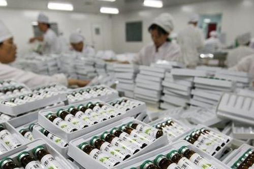 Quá phụ thuộc vào Trung Quốc, ngành dược phẩm Ấn Độ có thể phải ngưng sản xuất vì dịch virus Covid-19