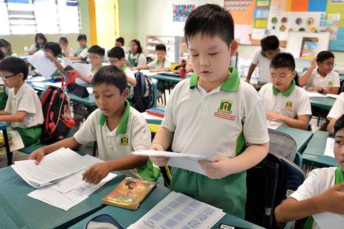 Phụ huynh Việt ở nước ngoài yên tâm cho con đi học trong dịch Covid-19