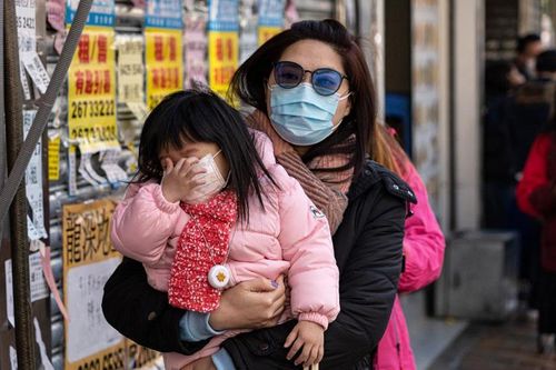 Cha mẹ Hong Kong không trả tiền cho trường vì con nghỉ tránh corona