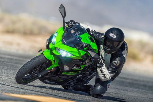 Kawasaki Ninja ZX-25R sắp ra mắt Đông Nam Á, đe dọa Honda CBR250RR