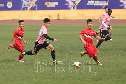 Hà Nội FC cầm chân Viettel trong ngày Quang Hải gặp chấn thương