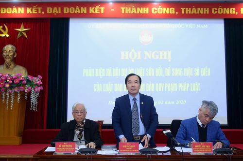 Phải có cơ chế kiểm soát việc ủy quyền