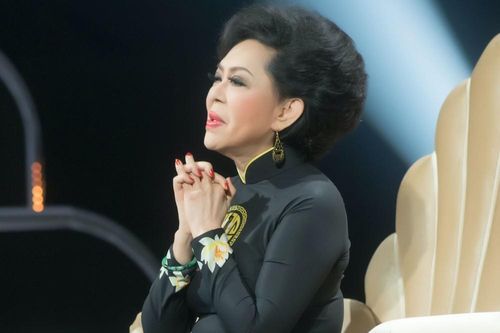 'Nữ hoàng sầu muộn' Giao Linh qua cơn 'thập tử nhất sinh' ở tuổi 71