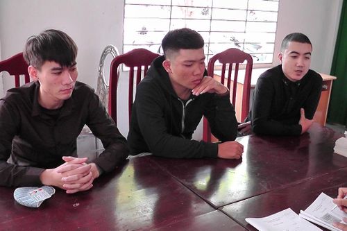 Nhóm thanh niên từ Hải Phòng vào Đồng Tháp rải tờ rơi cho vay tín dụng đen