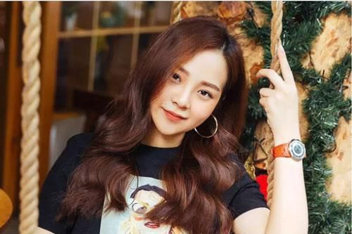 Nhan sắc đời thường cực dễ thương của nàng Dạ Thảo phim 'Nước mắt loài cỏ dại'