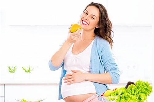 10 loại rau củ siêu dưỡng chất cho bà bầu