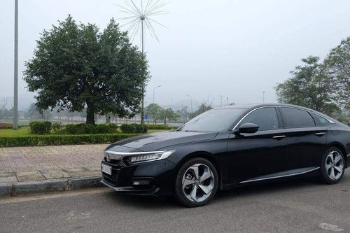 Đánh giá Honda Accord 2020: Lái hay, thực dụng