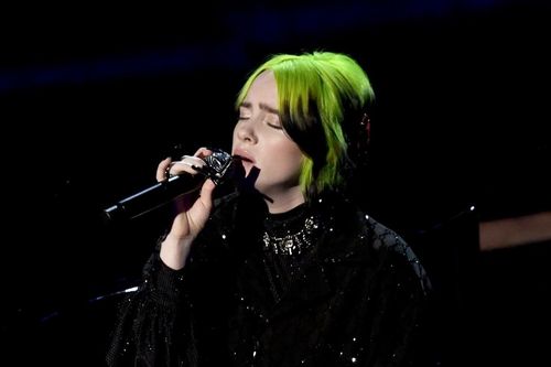Billie Eilish cảm thấy phát ốm và nghĩ rằng mình đã phá hỏng màn trình diễn tại Oscar: 'Nó quả là rác rưởi'