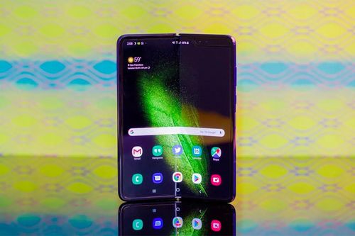 Lộ loạt thông tin mới về Samsung Galaxy Fold 2: Hấp dẫn hơn nhiều thiết bị đời đầu