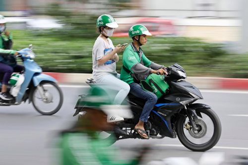 Nóng: Nhà băng lớn nhất Nhật Bản rót 700 triệu USD đầu tư vào Grab
