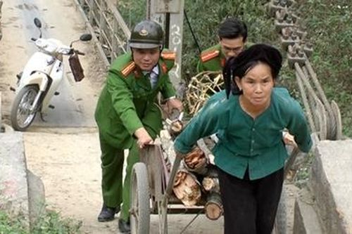 Người Đội trưởng gần dân, gương mẫu và trách nhiệm