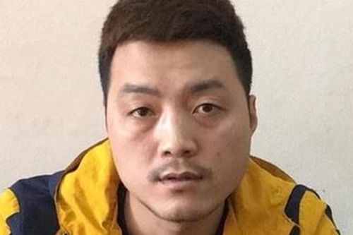 Đầu thú sau 3 năm trốn truy nã tội buôn bán ma túy