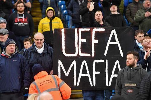CĐV Man City chửi bới UEFA sau án phạt của đội nhà