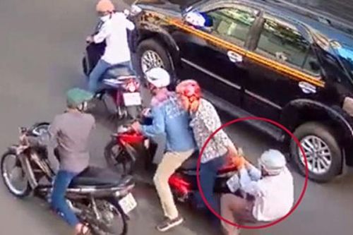 Người đàn ông 56 tuổi đi cướp giật