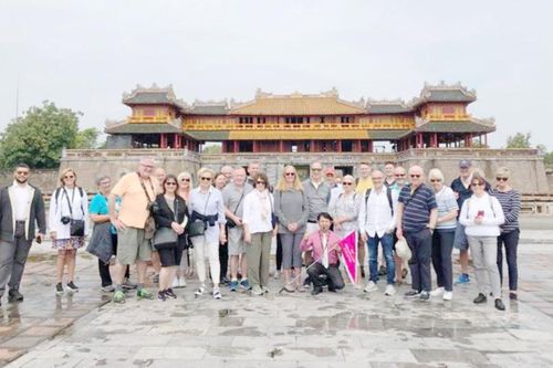 2 du thuyền chở hơn 1.300 du khách cập Cảng Chân Mây: Tín hiệu khả quan đối với du lịch miền Trung