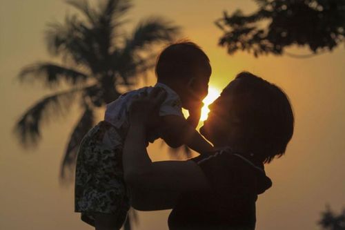 5 chữ 'không' khắc nghiệt nhất với mẹ đơn thân