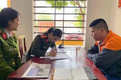 Thanh niên bị phạt 10 triệu đồng khi tung tin 'corona về Hà Tĩnh, tận thế rồi'