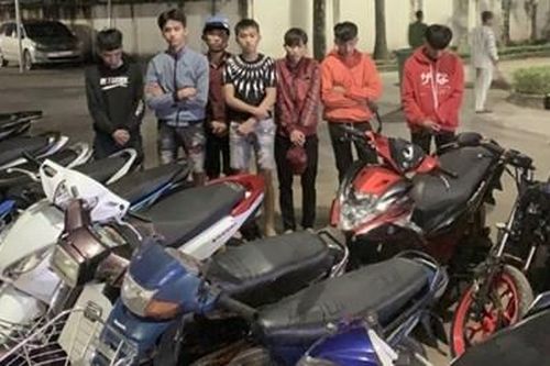 Công an tỉnh Đồng Nai ngăn chặn 'quái xế' tụ tập trên quốc lộ 20
