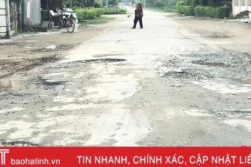 Đường huyết mạch liên xã xuống cấp, người dân Thạch Hà bất an!