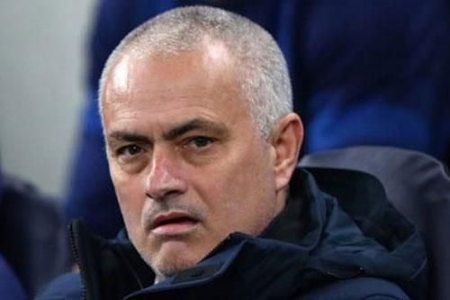 Thua Leipzig, Mourinho ví Tottenham như súng không đạn