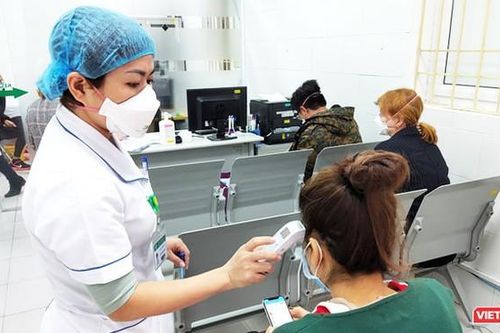 Việt Nam điều trị khỏi 14/16 ca mắc COVID-19, không phải 16/16 như tin đồn