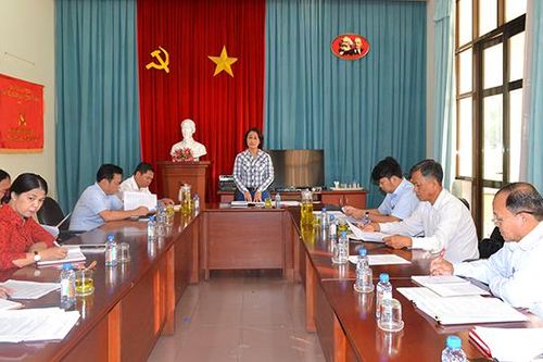 Giám sát công tác chuẩn bị Đại hội Đảng tại Đảng ủy Khối doanh nghiệp tỉnh