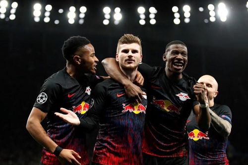 Champions League: Tottenham bị phạt đền tại White Hart Lane