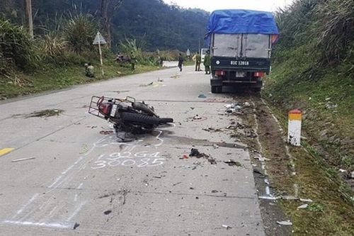 Hai du khách nước ngoài tử vong trên đèo Lò Xo