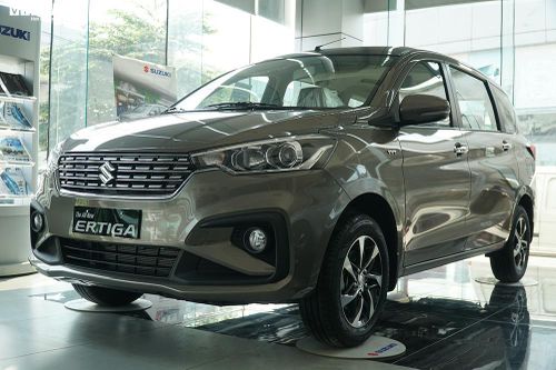 Cận cảnh Suzuki lắp ráp tại Indonesia vừa cập bến Việt Nam