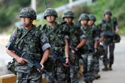 Quyết định của quân đội Hàn Quốc khi phát hiện binh sĩ nhiễm virus corona