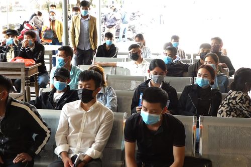 Quảng Bình: Yêu cầu bố trí thùng rác chuyên dụng để thu gom khẩu trang y tế