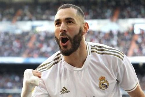 Benzema được Real Madrid tưởng thưởng