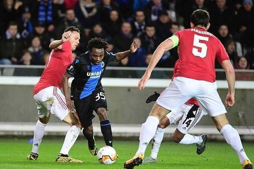 Lượt đi vòng 1/16 Europa League: Quỷ đỏ may mắn thoát thua