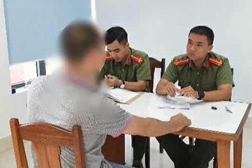 2 người quản trị các trang 'cảnh giới' chốt đo nồng độ cồn Đà Nẵng bị mời làm việc